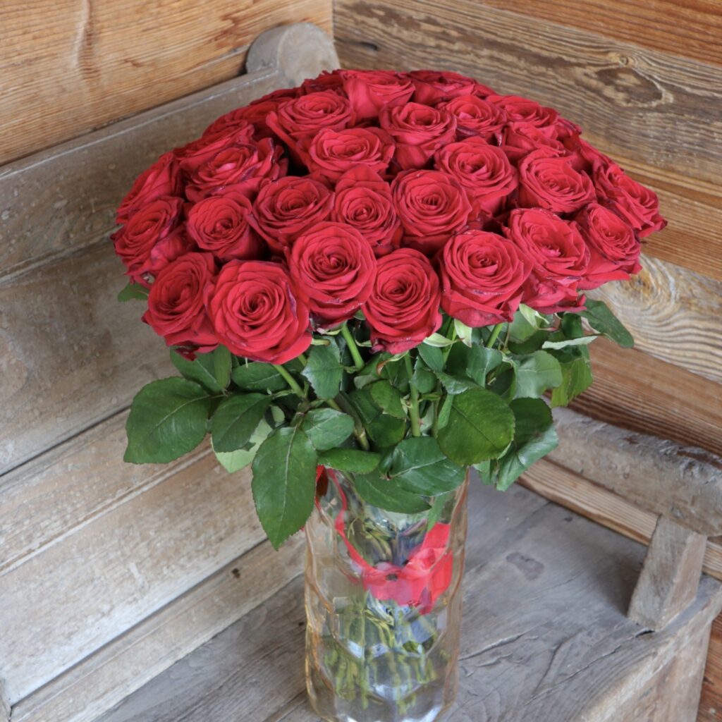 Livraison bouquets de roses rouge Courchevel